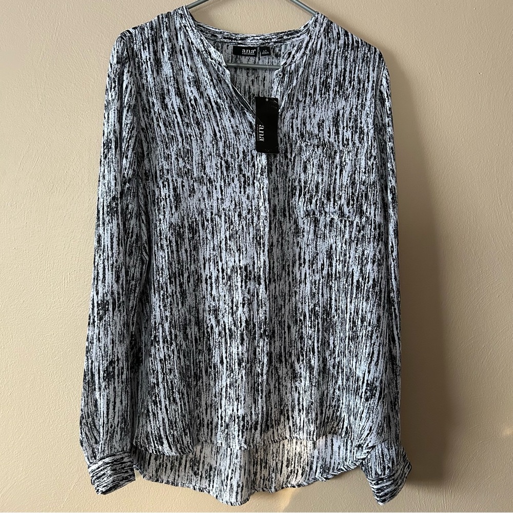 a.n.a Monochrome Abstract Print Blouse